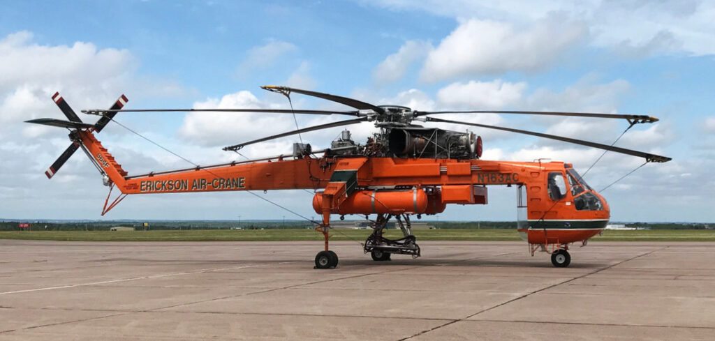 The Sikorsky S-64 Skycrane: The Helicopter That Carries the World ...